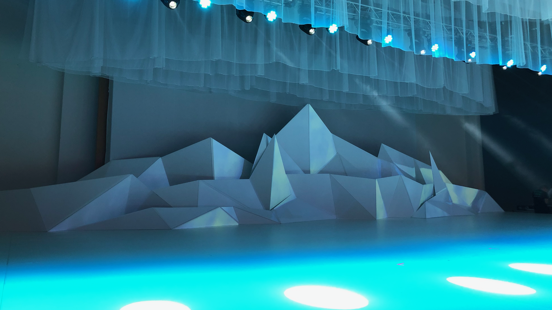 Crystal Stage